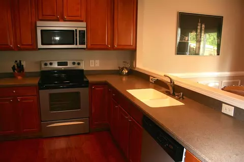 7727 Tanby Ct, Raleigh, NC 27613 photo 10