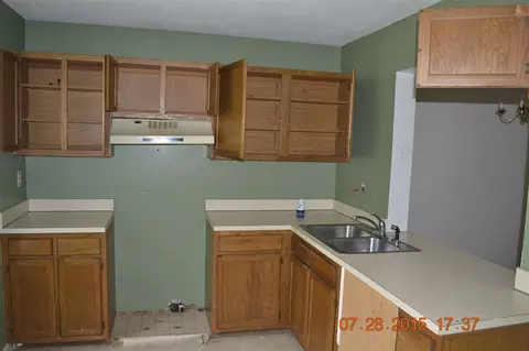 367 Kilarney Dr, Durham, NC 27703 photo 2