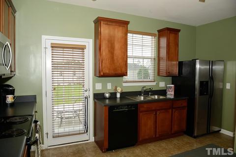 1802 Medallion Dr, Durham, NC 27704 photo 6
