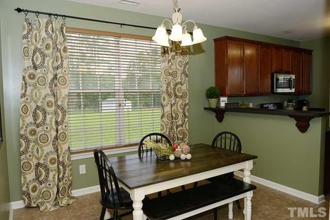 1802 Medallion Dr, Durham, NC 27704 photo 8