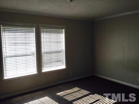 606 Peyton Ave, Durham, NC 27703 photo 5