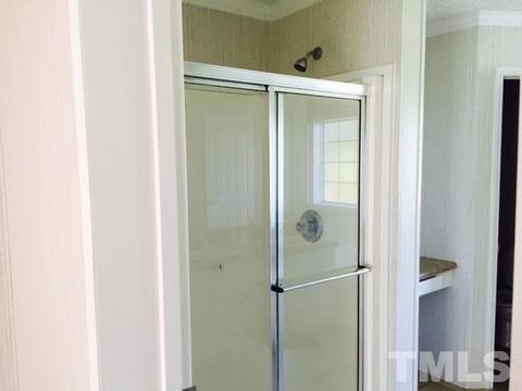 606 Peyton Ave, Durham, NC 27703 photo 6
