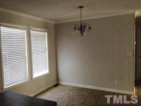 606 Peyton Ave, Durham, NC 27703 photo 13