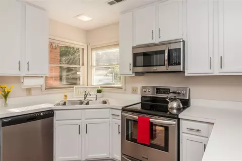 115 Tiercel Ct, Cary, NC 27518 photo 9
