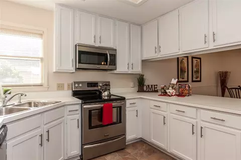 115 Tiercel Ct, Cary, NC 27518 photo 8