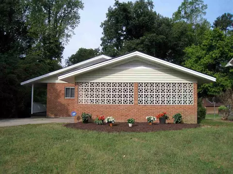 312 Wayne Cir, Durham, NC 27707 photo 1