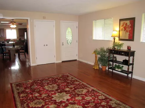 312 Wayne Cir, Durham, NC 27707 photo 4