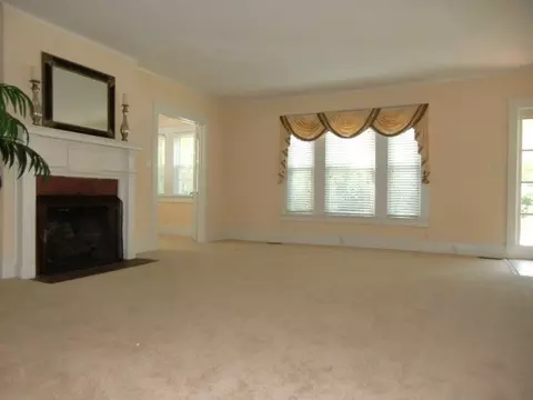 800 W Carr St, Dunn, NC 28334 photo 8