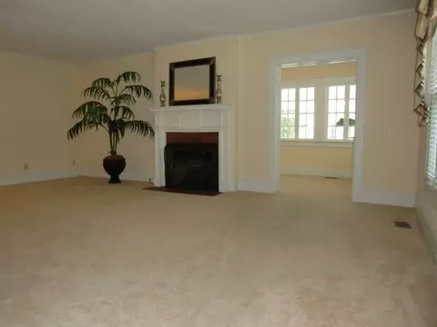800 W Carr St, Dunn, NC 28334 photo 7