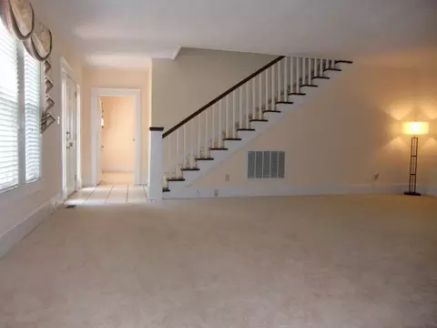 800 W Carr St, Dunn, NC 28334 photo 9