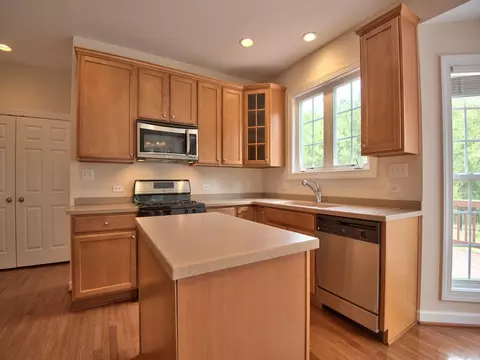 521 Panthers Run Dr, Durham, NC 27713 photo 9
