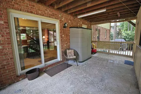 918 Tanglewood Dr, Cary, NC 27511 photo 23