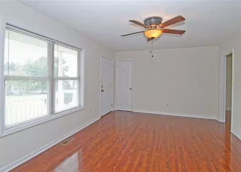 3920 Townsend St, Durham, NC 27704 photo 3