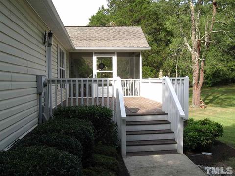 114 Baldwin Dr, Durham, NC 27712 photo 6