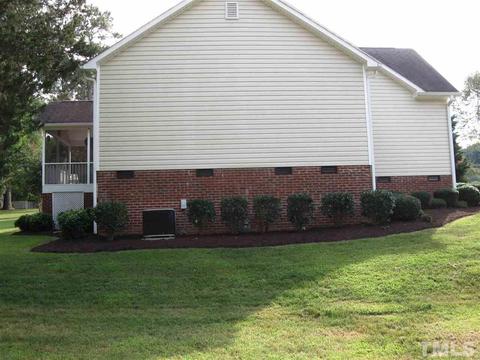 114 Baldwin Dr, Durham, NC 27712 photo 4