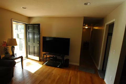 2208 Marlowe Dr, Durham, NC 27705 photo 2
