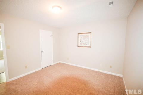 22 Rhyn Ct, Durham, NC 27704 photo 11