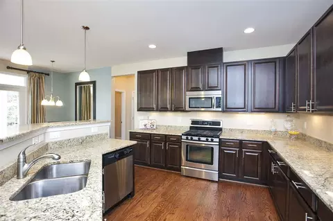 604 Piper Stream Cir, Cary, NC 27519 photo 4
