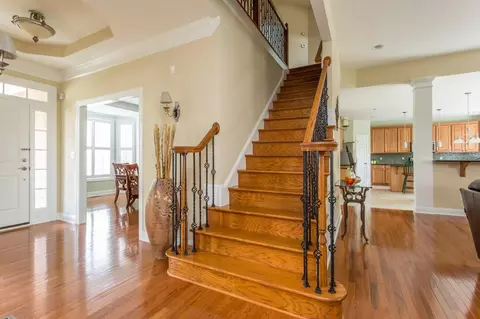 404 Powers Ferry Rd, Cary, NC 27519 photo 2