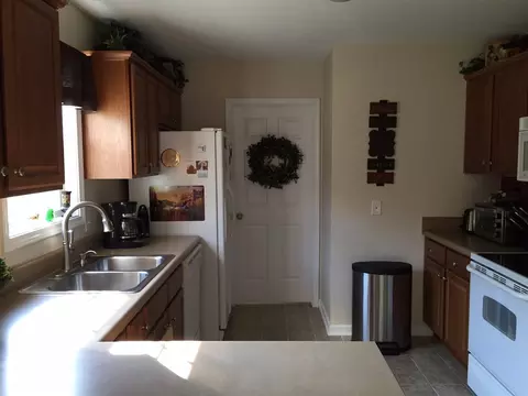 108 Carriage Hill Dr, Stem, NC 27581 photo 4