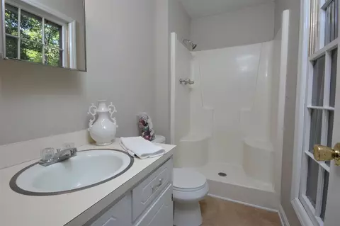 800 Torredge Rd, Durham, NC 27712 photo 15