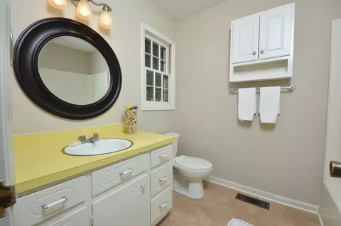 800 Torredge Rd, Durham, NC 27712 photo 11