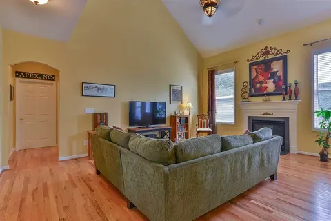 1416 Willow Leaf Way, Apex, NC 27502 photo 9