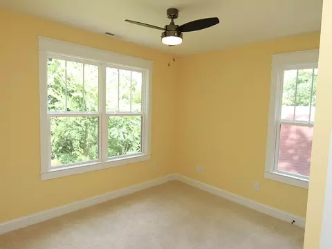 215 E Geer St, Durham, NC 27701 photo 8