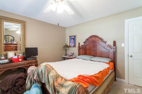 1105 S Walnut Dr, Smithfield, NC 27577 photo 17