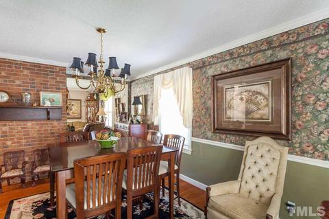 1105 S Walnut Dr, Smithfield, NC 27577 photo 5