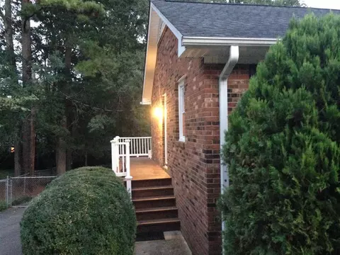 4806 Heritage Dr, Durham, NC 27712 photo 3