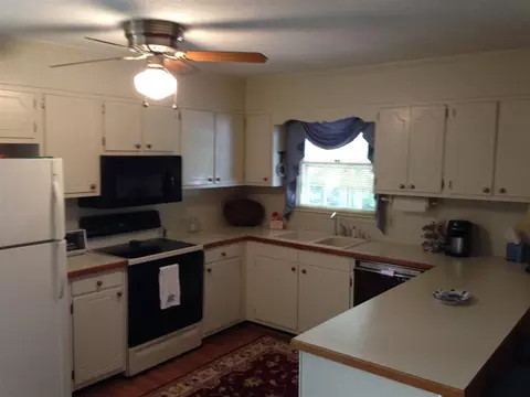 4806 Heritage Dr, Durham, NC 27712 photo 6
