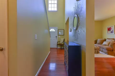8 Bent Branch Ct, Durham, NC 27704 photo 7
