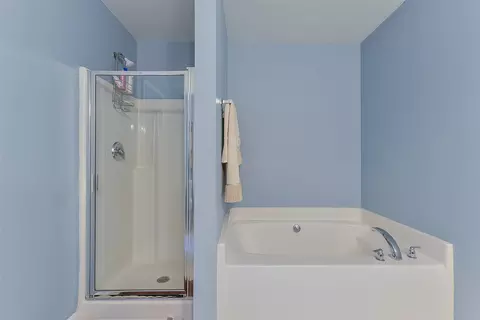 8 Bent Branch Ct, Durham, NC 27704 photo 14