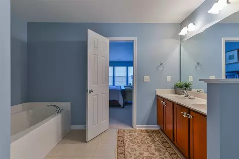 8 Bent Branch Ct, Durham, NC 27704 photo 16