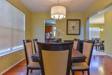 8 Bent Branch Ct, Durham, NC 27704 photo 4