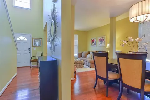 8 Bent Branch Ct, Durham, NC 27704 photo 6