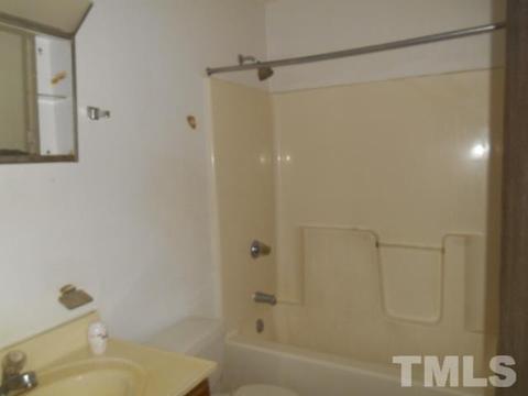 816 Hemlock Ave, Durham, NC 27707 photo 11