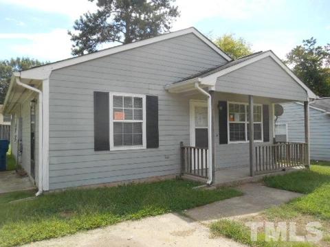 816 Hemlock Ave, Durham, NC 27707 photo 1
