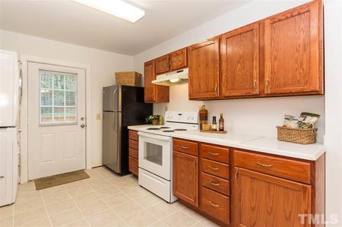 611 Ellerbee St, Durham, NC 27704 photo 9