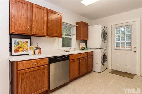 611 Ellerbee St, Durham, NC 27704 photo 10