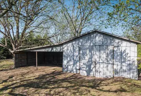 101 Hardison Ln, Benson, NC 27504 photo 10