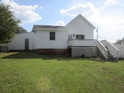 302 E I St, Erwin, NC 28339 photo 3
