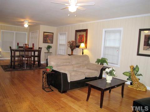 207 E Rockway St, Durham, NC 27704 photo 3