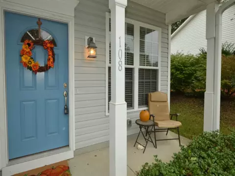 108 Litton St, Apex, NC 27502 photo 2