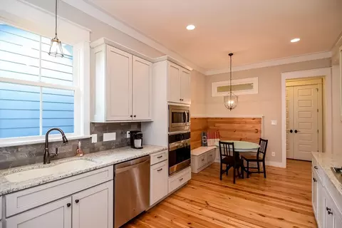 45 Oglethorpe Ave, Clayton, NC 27527 photo 2