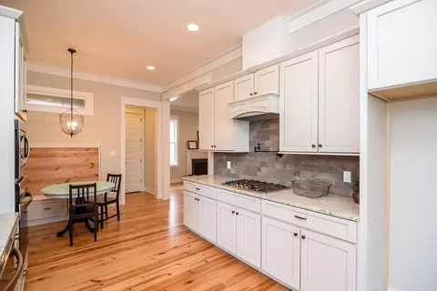 45 Oglethorpe Ave, Clayton, NC 27527 photo 9