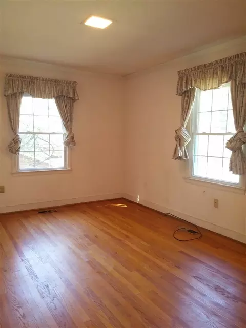 2215 Stuart Dr, Durham, NC 27707 photo 11