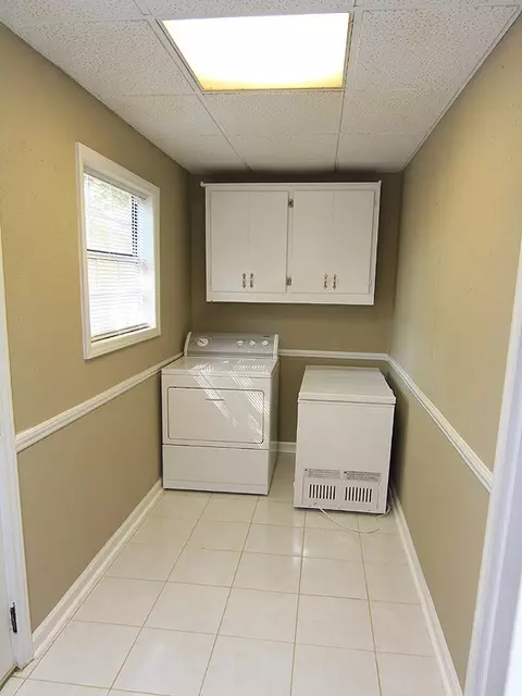 2421 Loftin Dr, Durham, NC 27704 photo 9