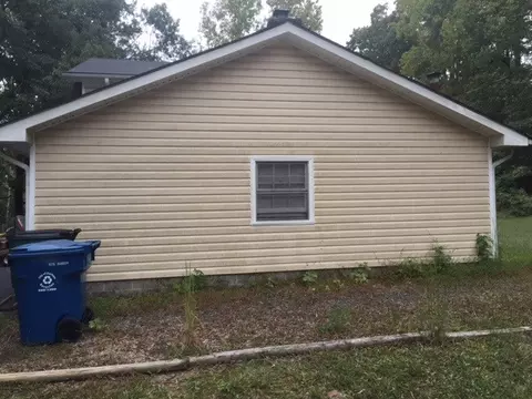 4805 Kinlock Dr, Durham, NC 27712 photo 3